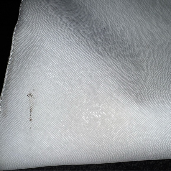 Michael Kors White Purse - Picture 4 of 5